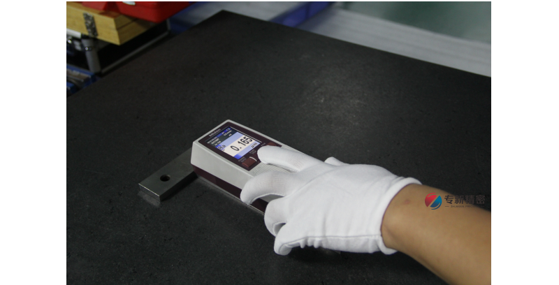 <strong>零件加工如何提高表面光潔度？</strong>