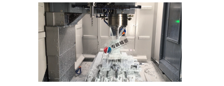 <strong>專新機械加工-16臺CNC機器，24小時加工</strong>